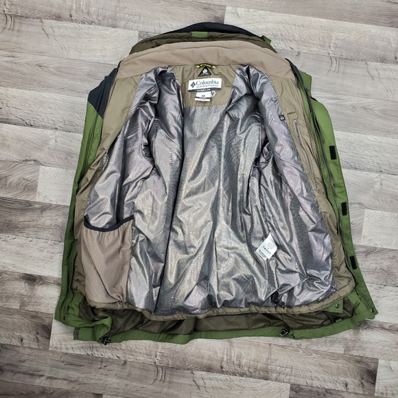 SOLD!!! NWOT Columbia Insulated 3-in-1 Jacket - Picture 8 of 11